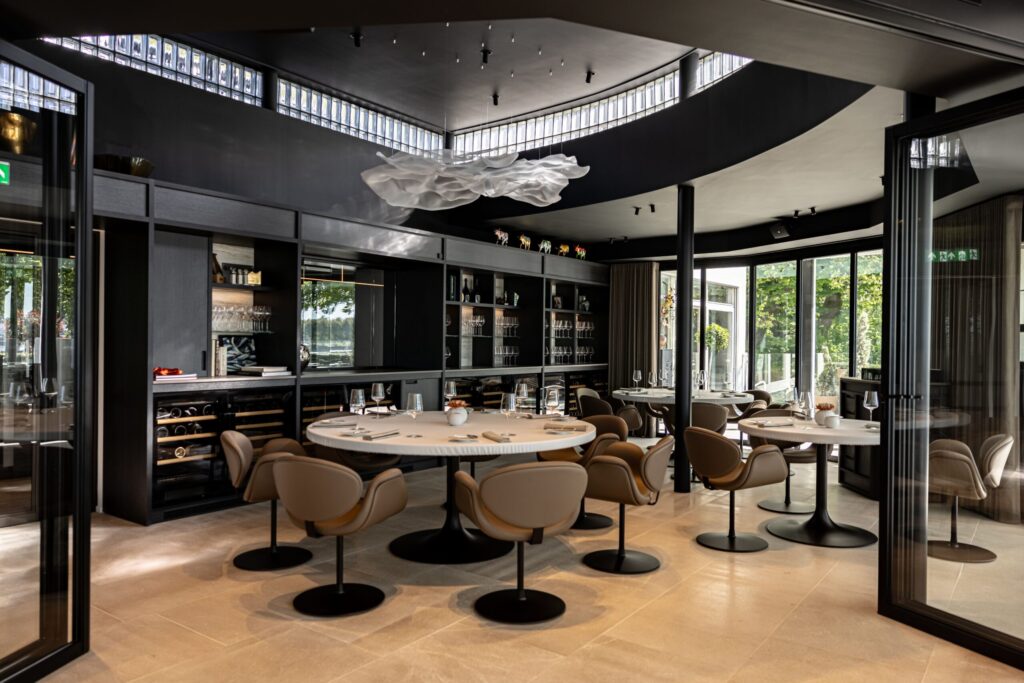Vouwwanden voor sterrenrestaurant Parkheuvel