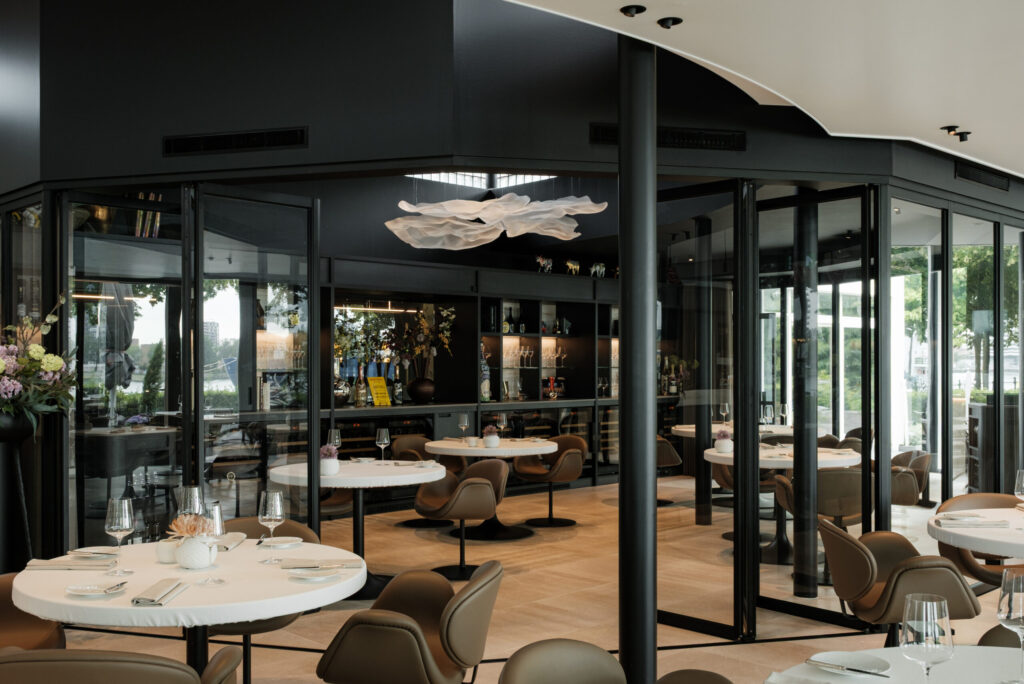 Vouwwanden voor sterrenrestaurant Parkheuvel