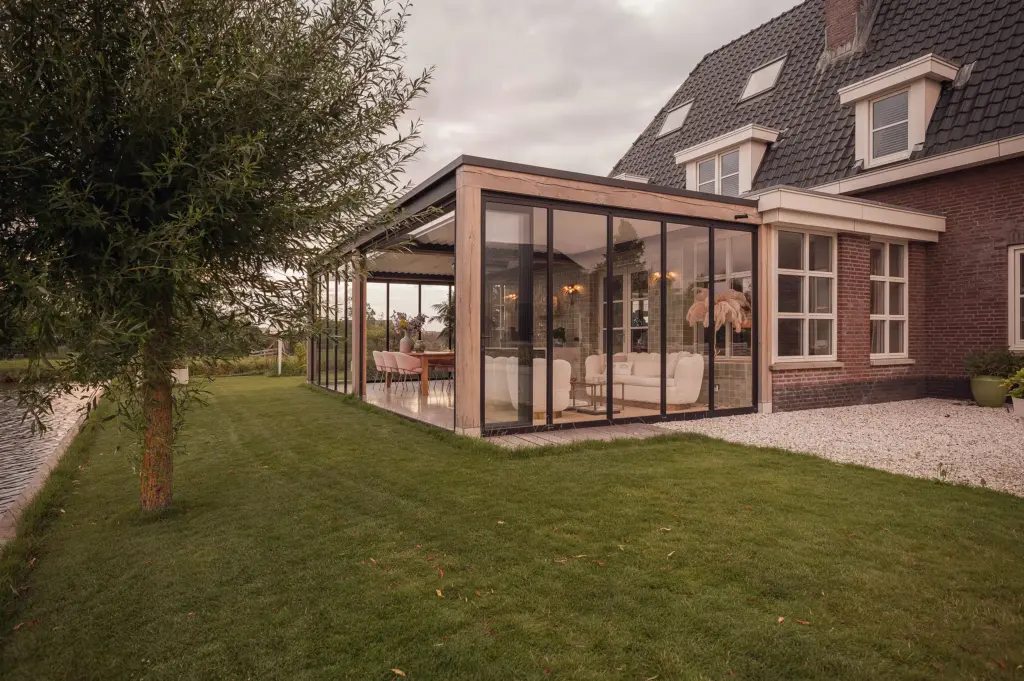 Vouwwanden voor luxe tuinkamer