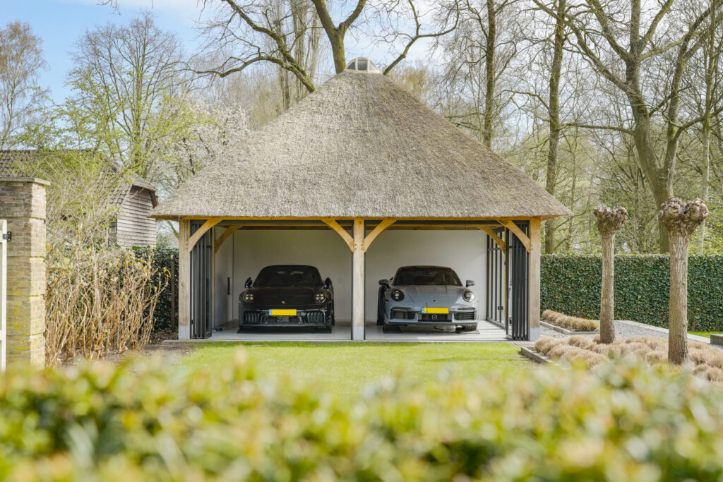 Aluminium puien voor luxe Porsche-garage
