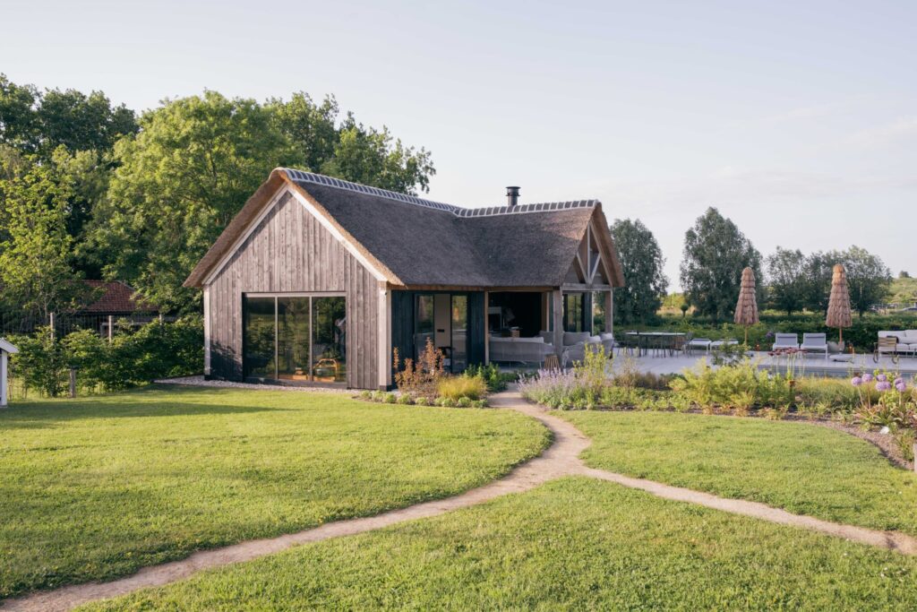 Vouwwand met dubbel glas voor landelijk gastenverblijf